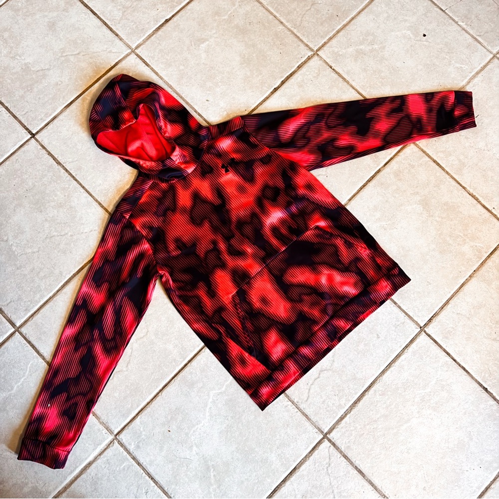 Under Armour • Hoodie